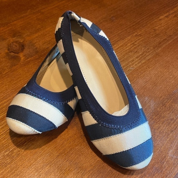 JCrew "crew cuts" navy blue/cream stripe ballet flats 65875 Size 3 - Picture 13 of 13